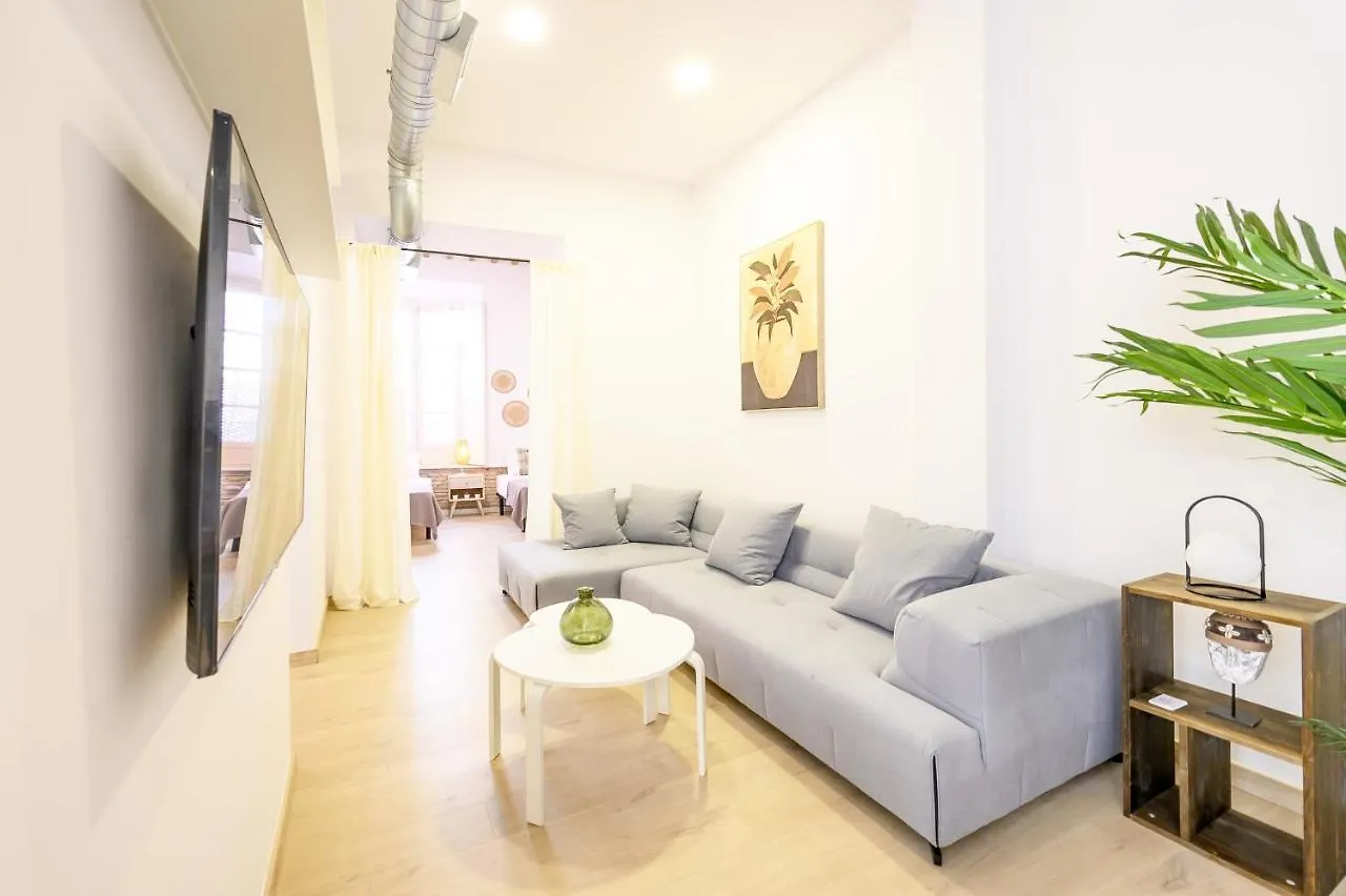 Apartmán Modern 3 Bedroom, City Center With Patio & High Ceilings By 10Tosea Màlaga